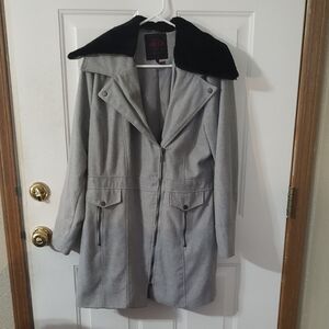 Yoki Gray Trench Coat with Black Collar